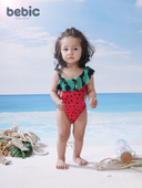 Strawberry suit 🍓
